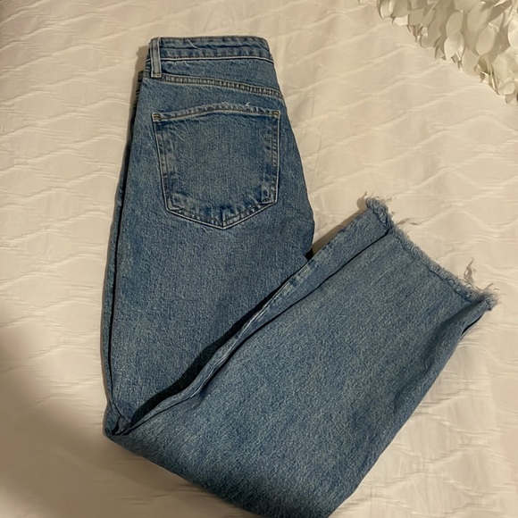 Zara Straight Jeans - Picture 4 of 6